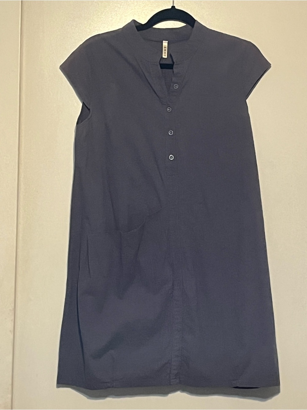 Sleeveless Button-Front Women’s Shirt Dress in Dark Slate